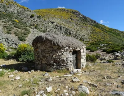 Choza de las Llanaíllas Foto del refugio Choza de las Llanaíllas