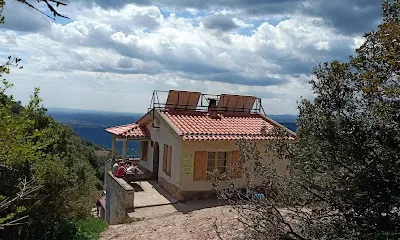 Vista del refugio Refugio d'Agulles Vicenç Barbé