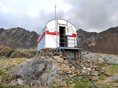 Vista del refugio Refugio de Baiau