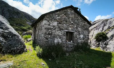 Vista del refugio Refugio de montaña de Cárdena