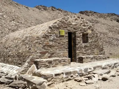 Vista del refugio Refugio vivac de la Caldera